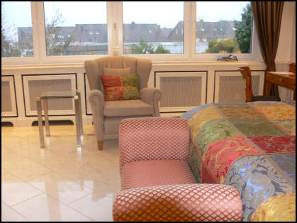 Ausblick von oben zum Garten